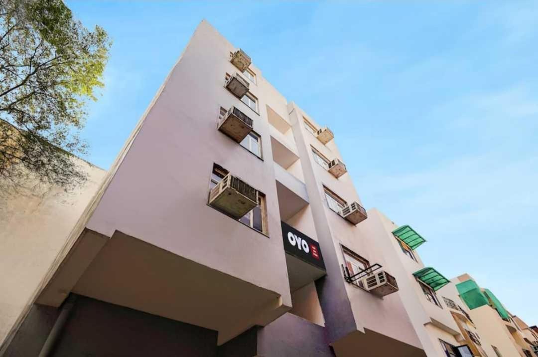 Hotel O Anshu B&B New Delhi Buitenkant foto